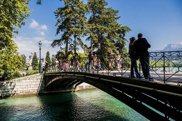 Chez Caroline Daire Annecy Dış mekan fotoğraf